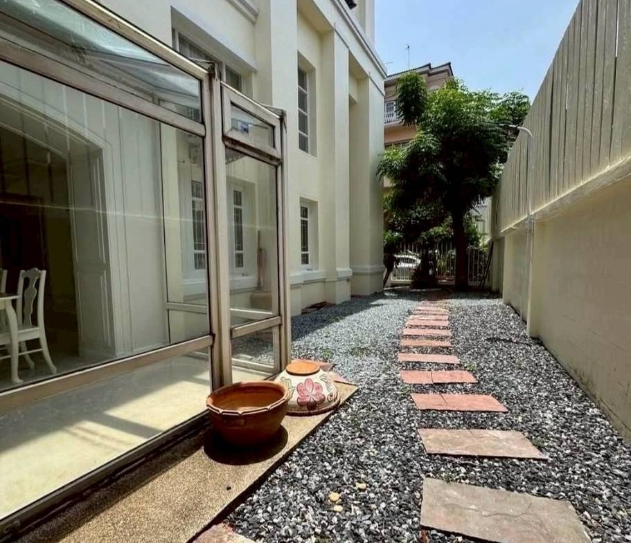 MH34 🏡 For Rent — Townhome Sukumvit 50 near BTS Green line