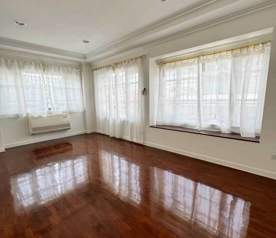 MH34 🏡 For Rent — Townhome Sukumvit 50 near BTS Green line