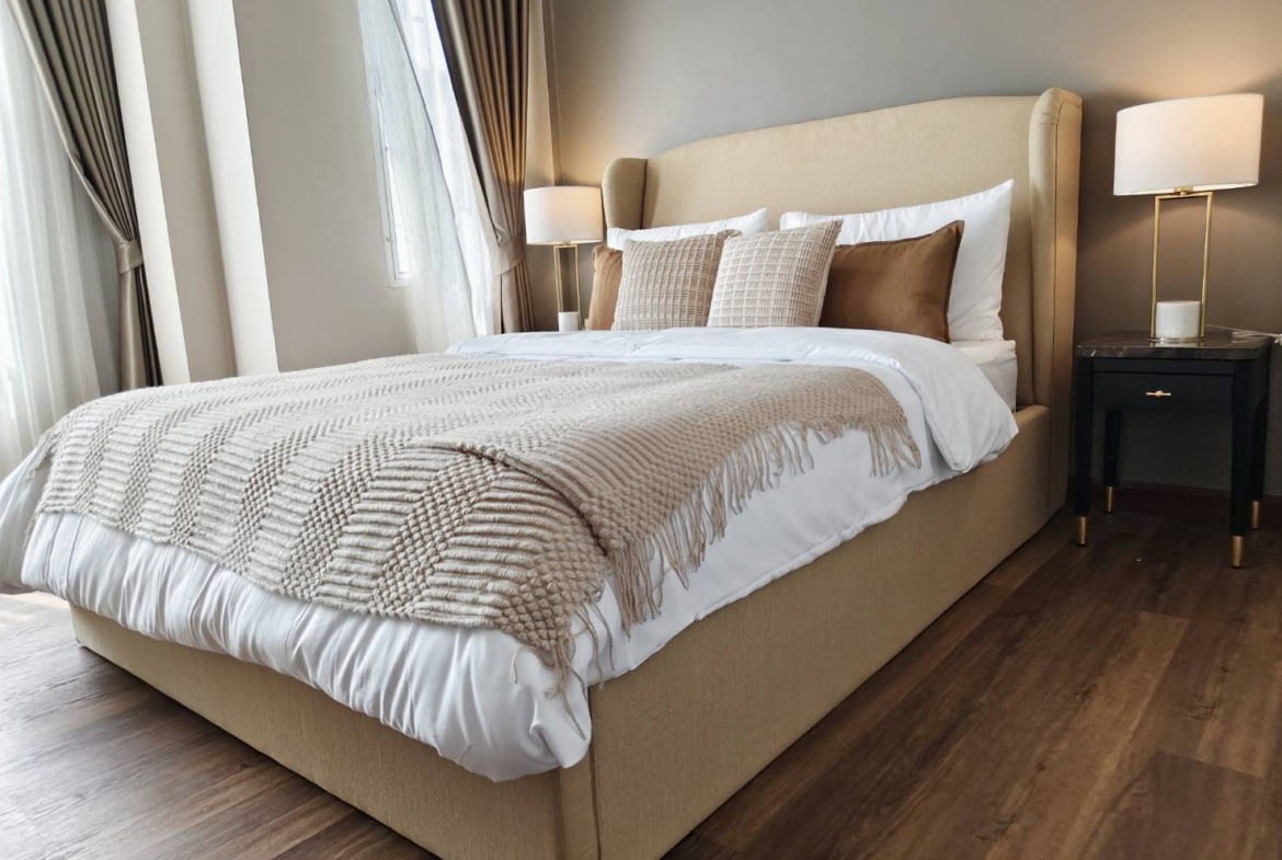 MH90  🏡 For Rent/Sale — Town Home – Baan Klang Muang (Srinakarin)
