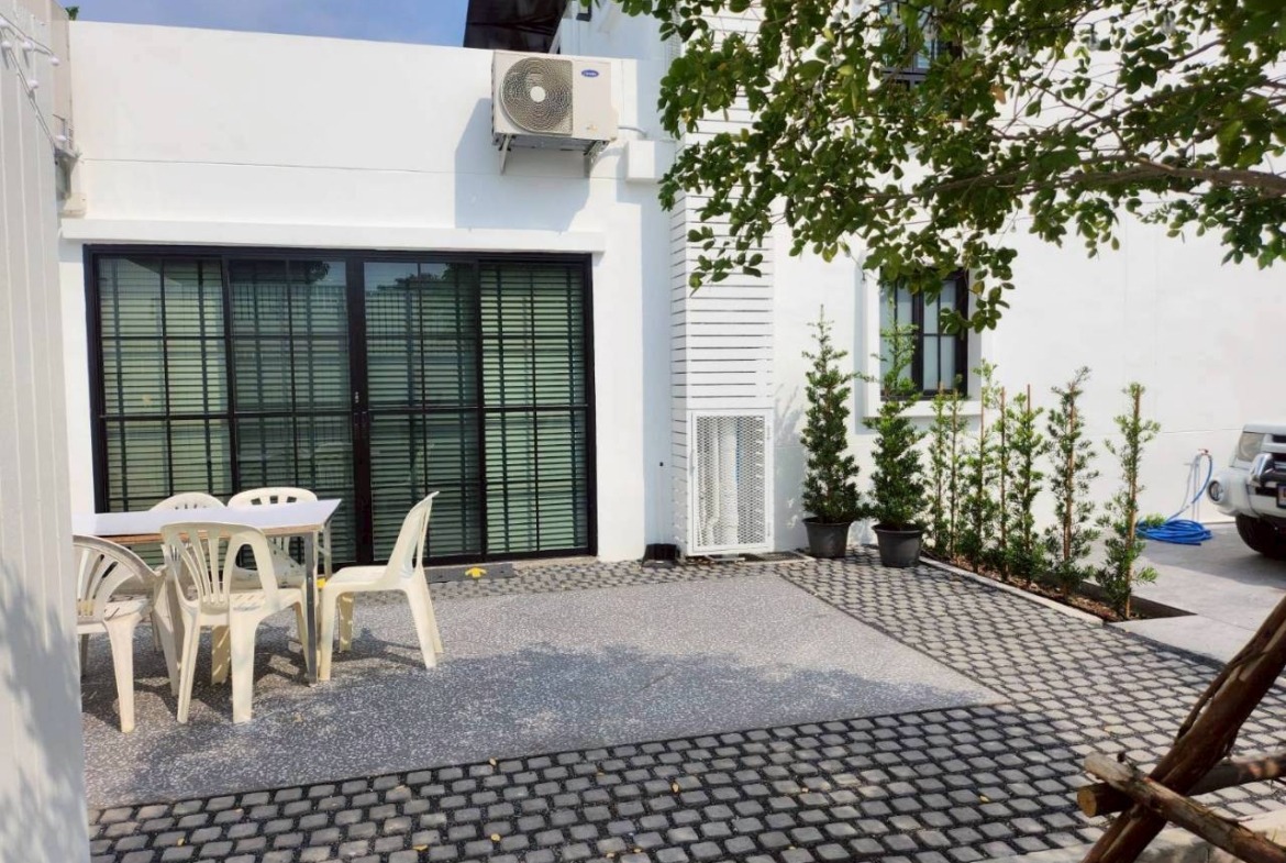 MH91  🏡 For Rent — Townhome Srinakarin 38