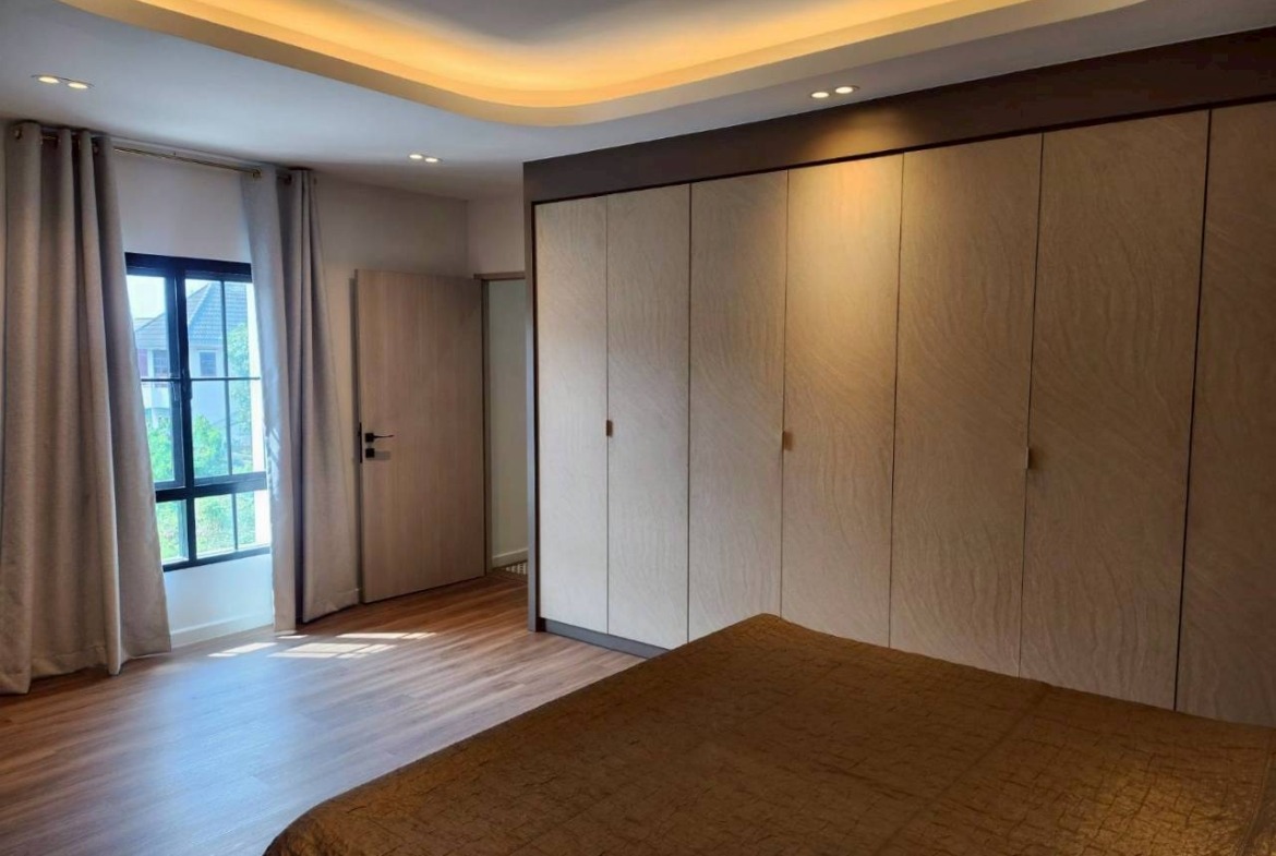 MH91  🏡 For Rent — Townhome Srinakarin 38