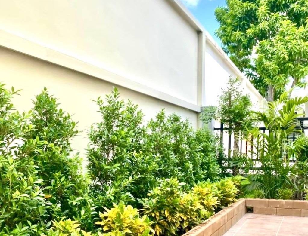 MH93  🏡 For Rent — Townhome Baan Klang Muang Srinakarin 24