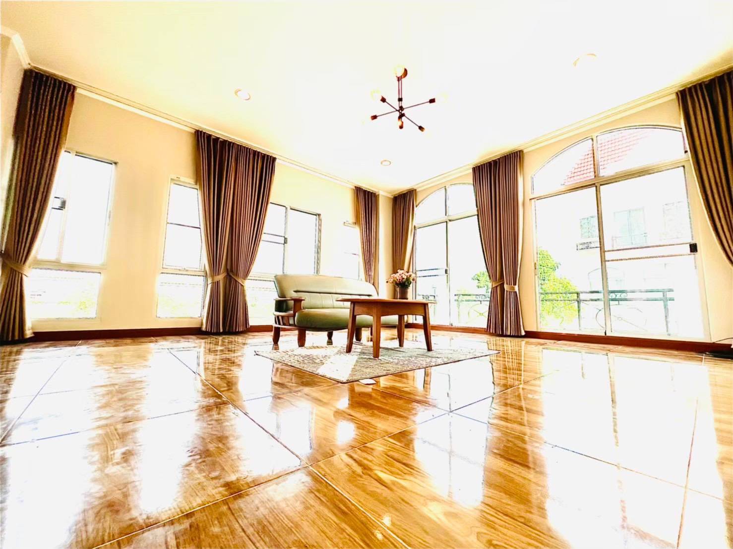MH93  🏡 For Rent — Townhome Baan Klang Muang Srinakarin 24