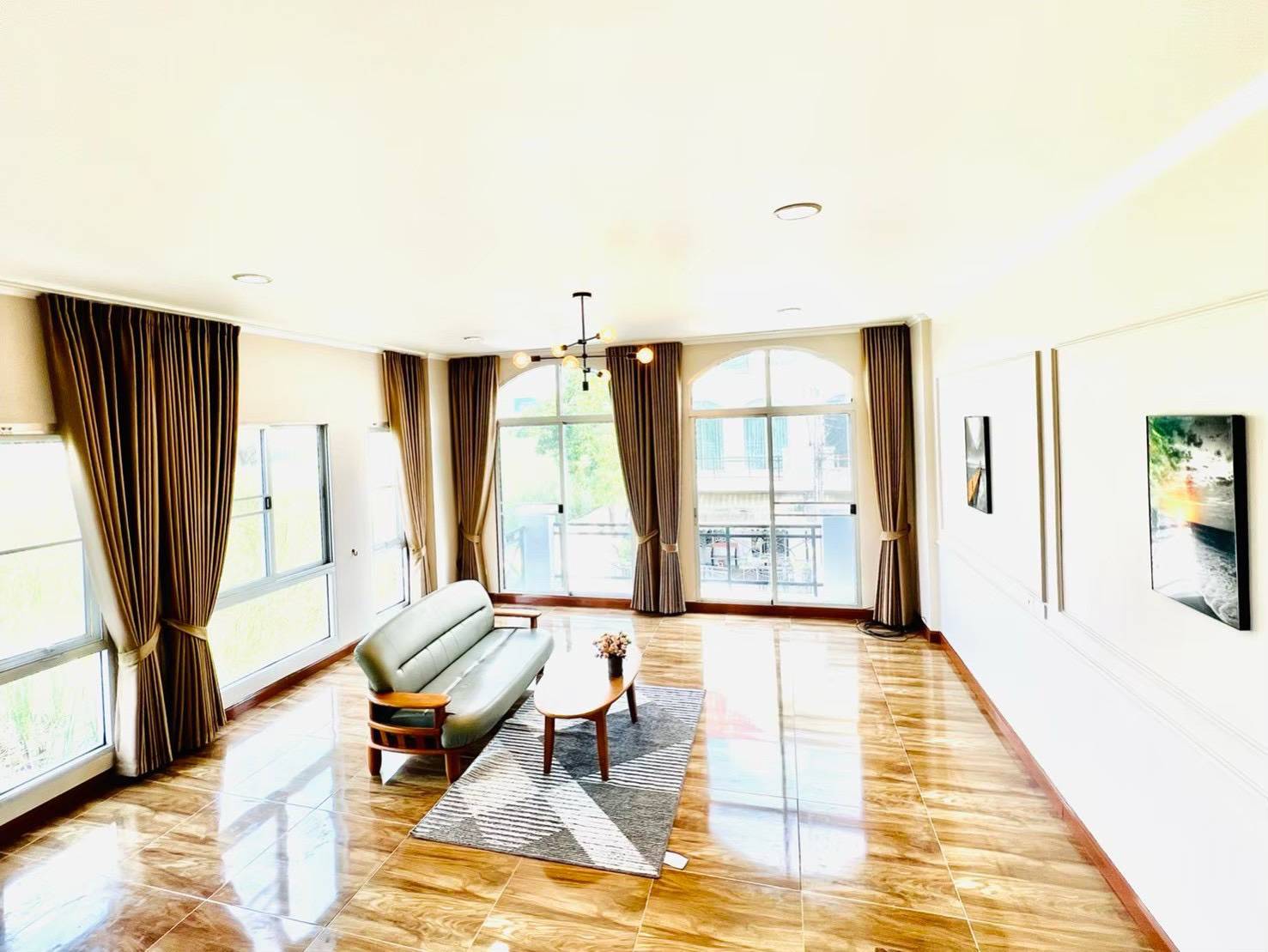 MH93  🏡 For Rent — Townhome Baan Klang Muang Srinakarin 24
