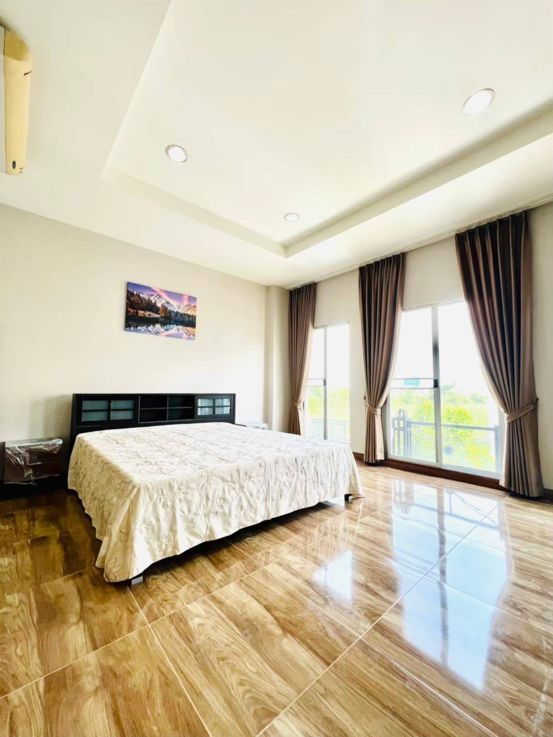 MH93  🏡 For Rent — Townhome Baan Klang Muang Srinakarin 24