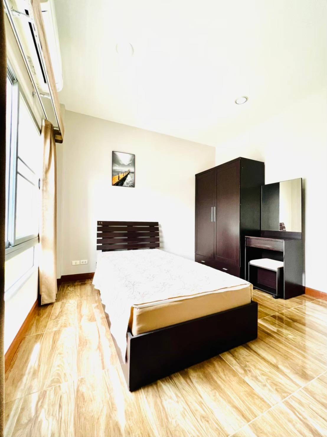 MH93  🏡 For Rent — Townhome Baan Klang Muang Srinakarin 24