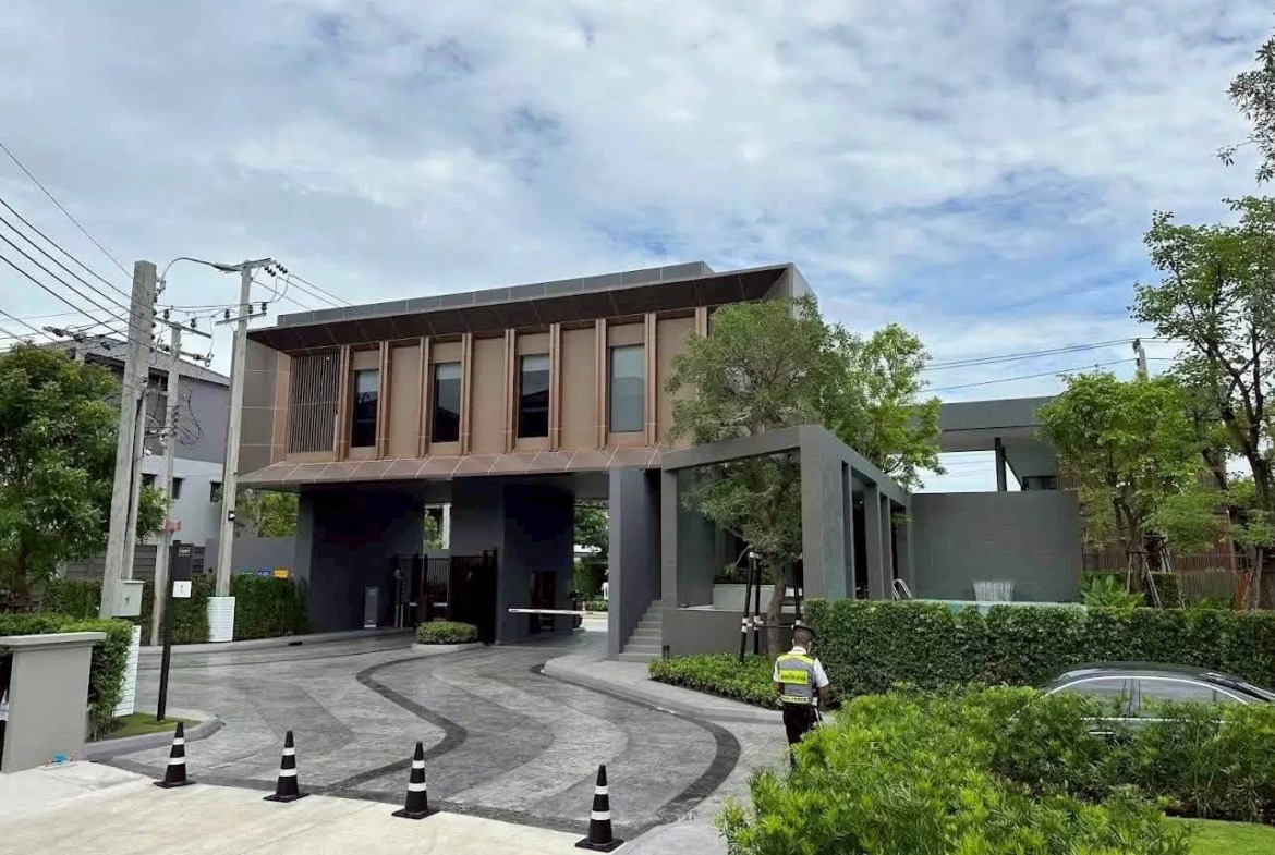 MH74  🏡 For Rent — House in The Edition Sukumvit Onnut