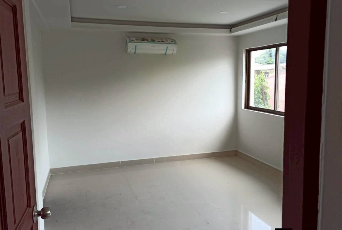 MH68  🏡 For Rent — Home office Thonglor