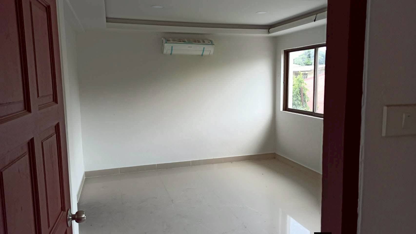 MH68  🏡 For Rent — Home office Thonglor