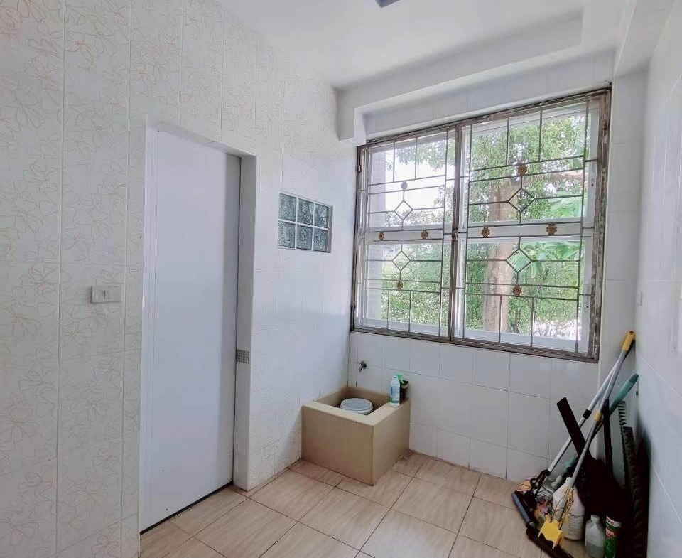 MH67  🏡 For Rent — Four-story commercial building, Samrong
