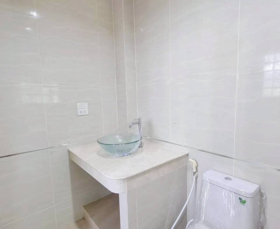 MH67  🏡 For Rent — Four-story commercial building, Samrong
