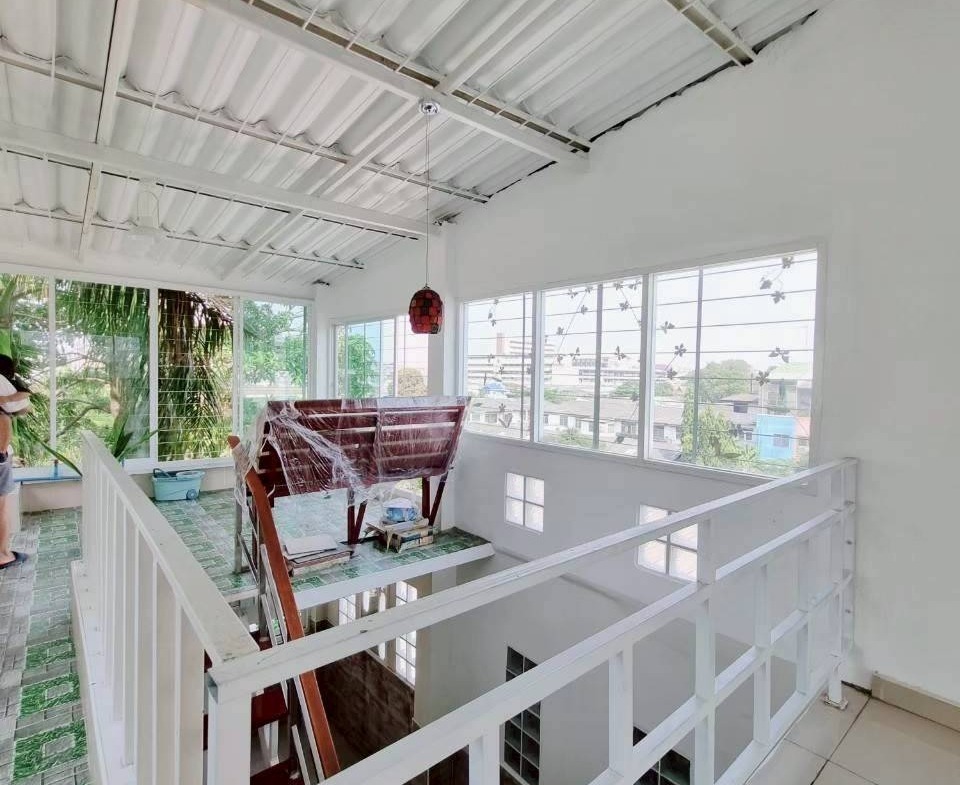 MH67  🏡 For Rent — Four-story commercial building, Samrong