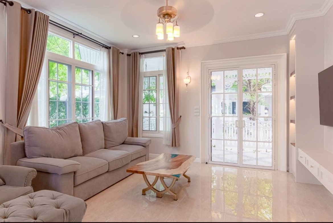 MH66  🏡 For Rent — Detached House next to the Yellow Line BTS
