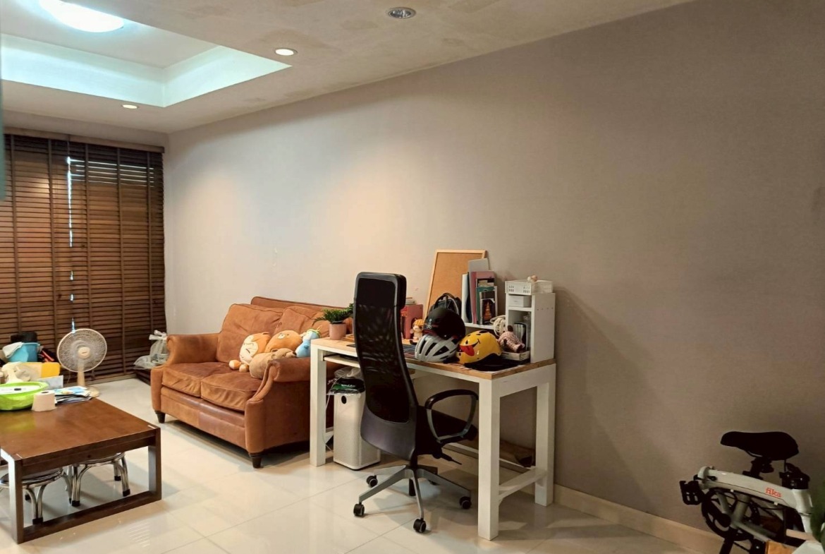 MH65  🏡 For Rent — Home Office near BTS Bang Chak Station
