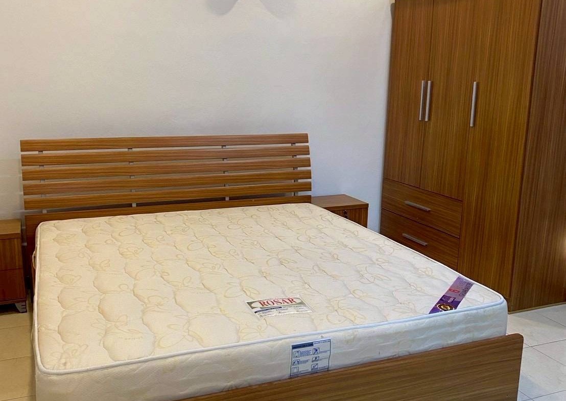 MH47  🏡 For Rent — Home Office near MRT Yellow Line