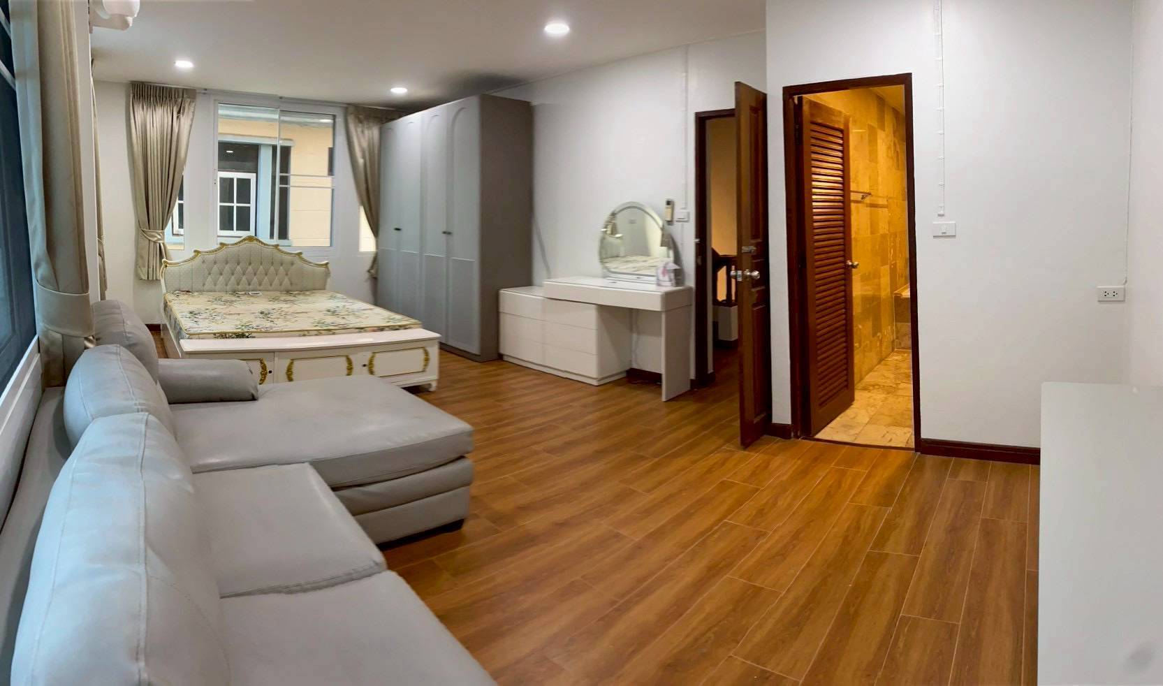 MH47  🏡 For Rent — Home Office near MRT Yellow Line