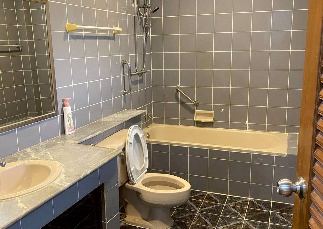 MH47  🏡 For Rent — Home Office near MRT Yellow Line