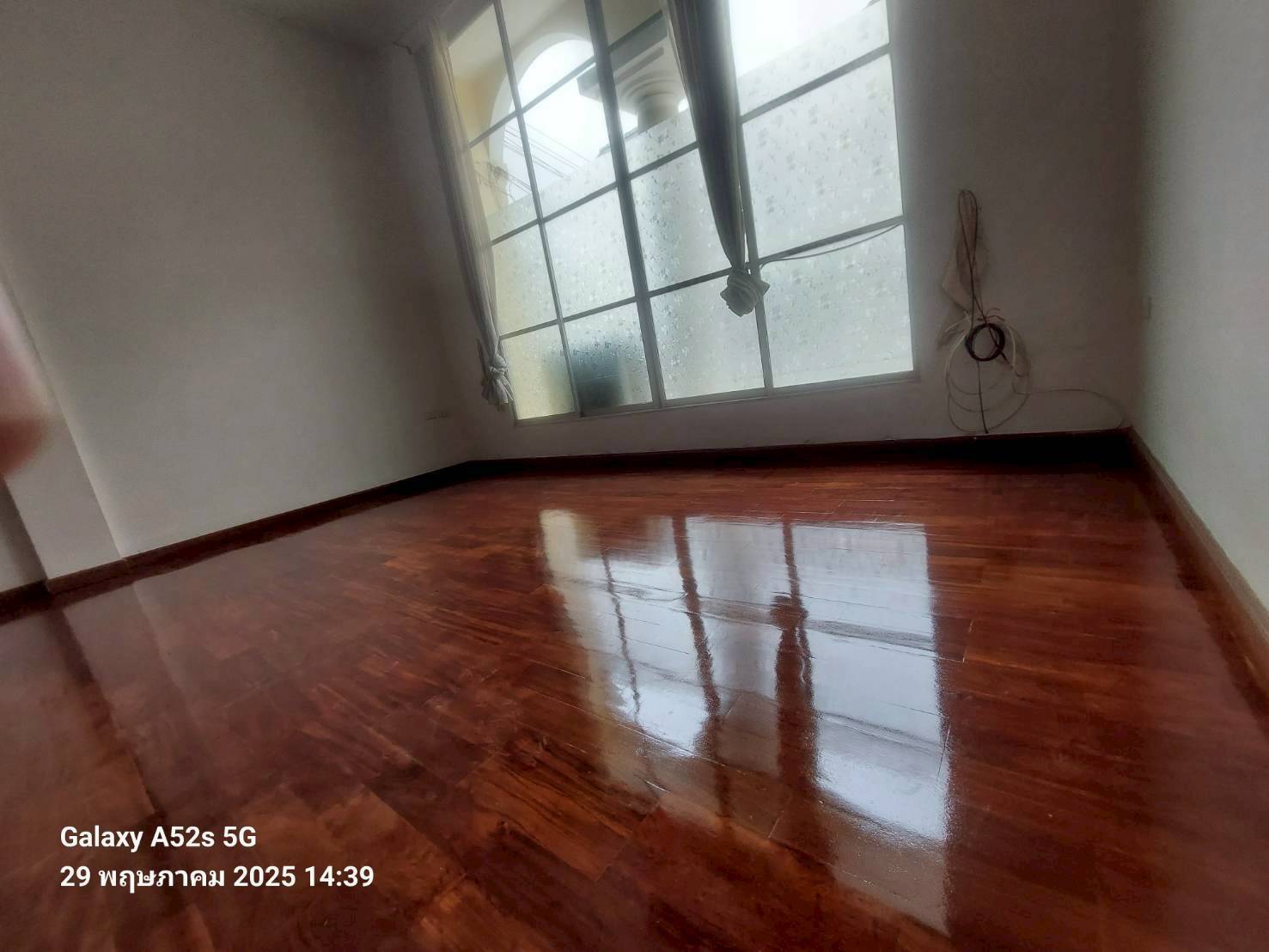 MH38  🏡 For Rent — Home Office near MRT Yellow Line