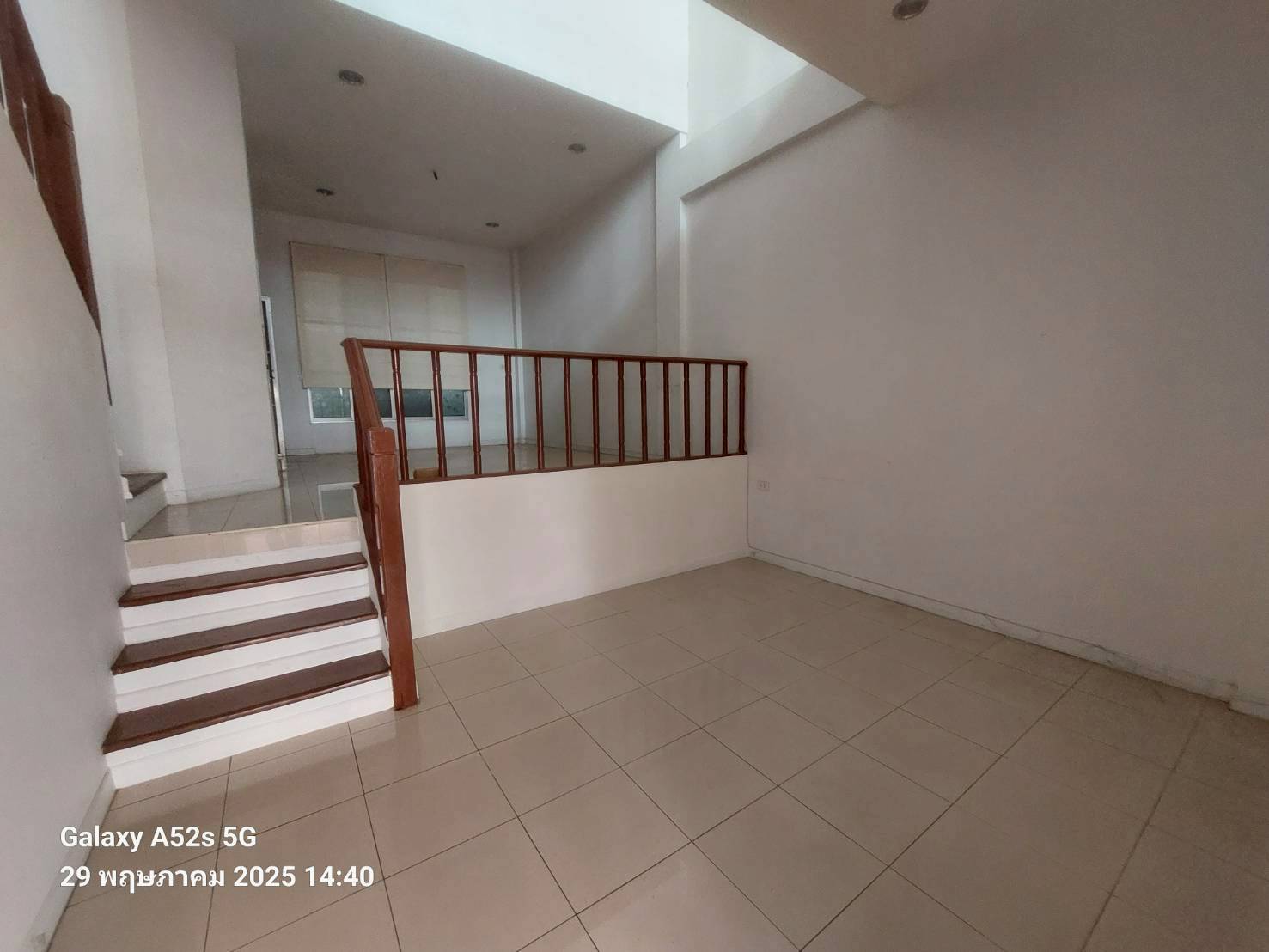 MH38  🏡 For Rent — Home Office near MRT Yellow Line
