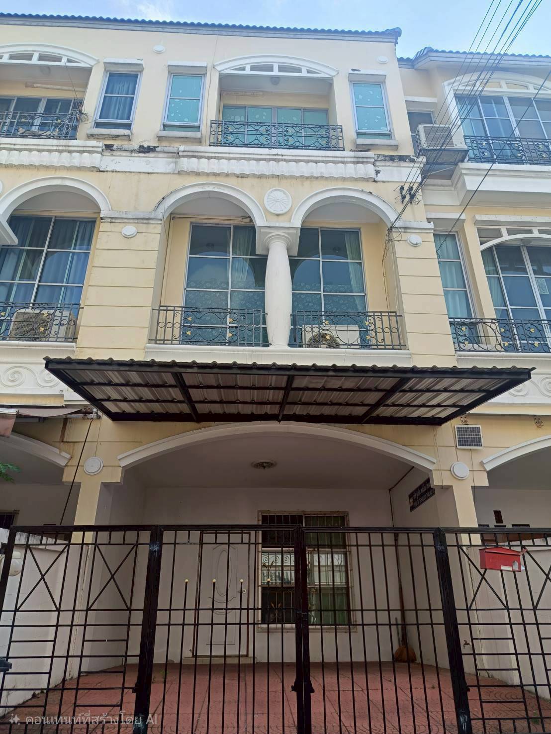 MH38  🏡 For Rent — Home Office near MRT Yellow Line