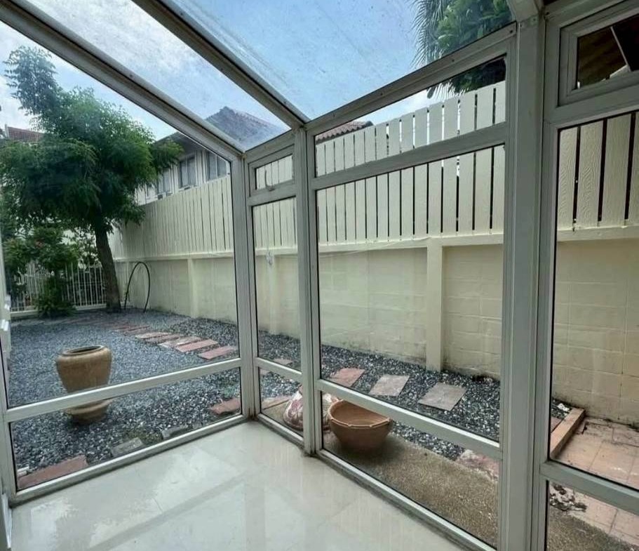 MH34 🏡 For Rent — Townhome Sukumvit 50 near BTS Green line