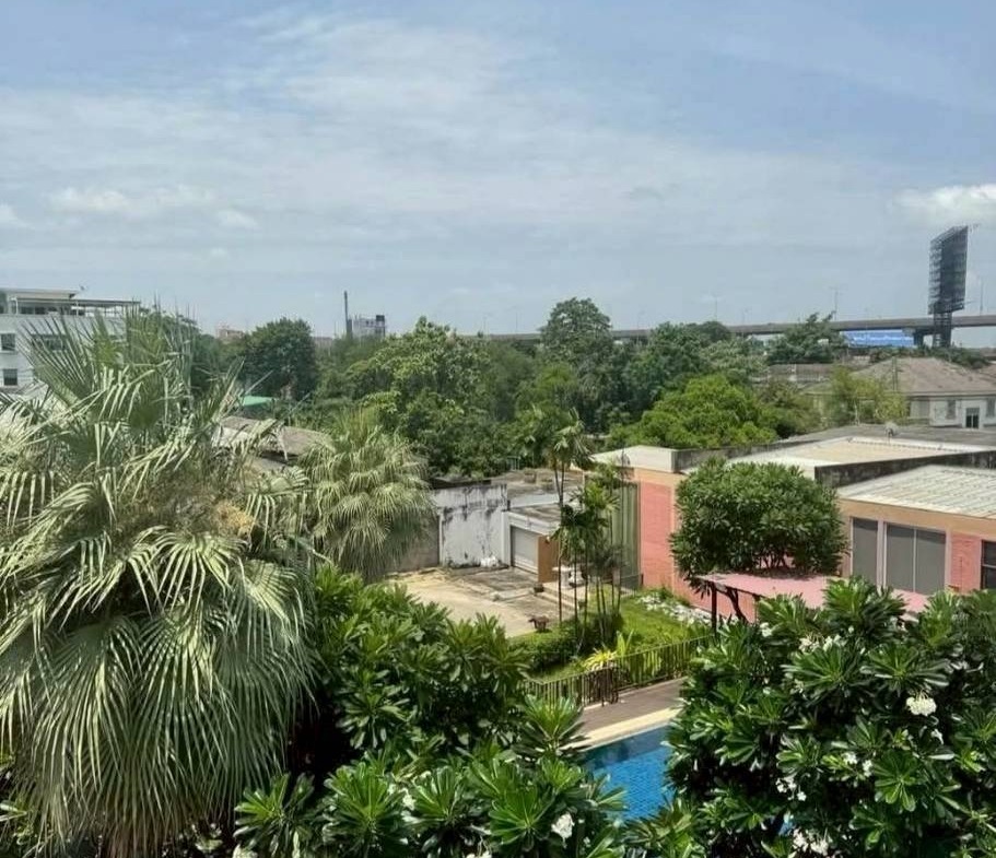 MH34 🏡 For Rent — Townhome Sukumvit 50 near BTS Green line