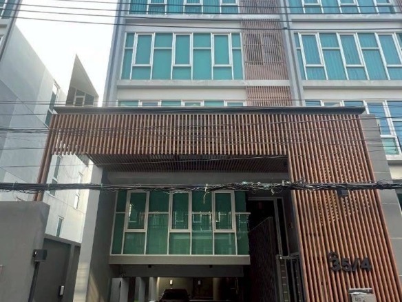 MH33 🏡 For Rent — Townhome Sukumvit 101/1 near BTS Green line