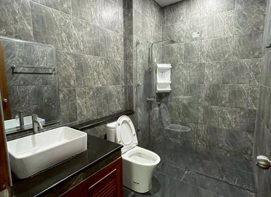 MH32 🏡 For Rent — Townhome Bearing near BTS Green line