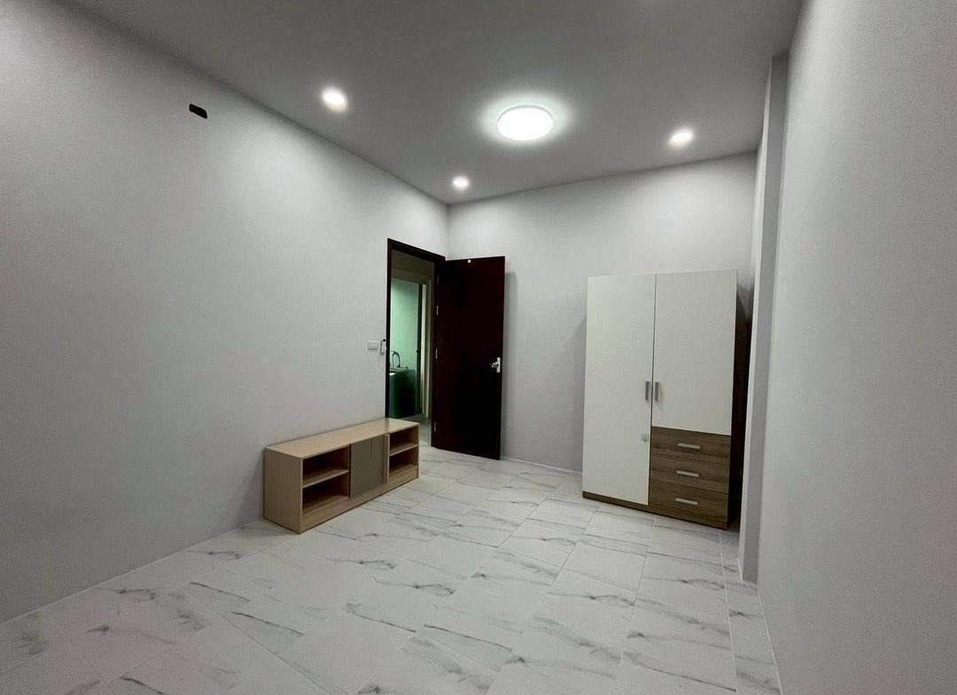MH32 🏡 For Rent — Townhome Bearing near BTS Green line