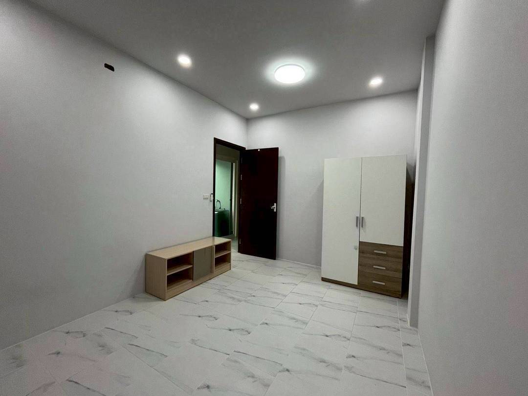 MH32 🏡 For Rent — Townhome Bearing near BTS Green line