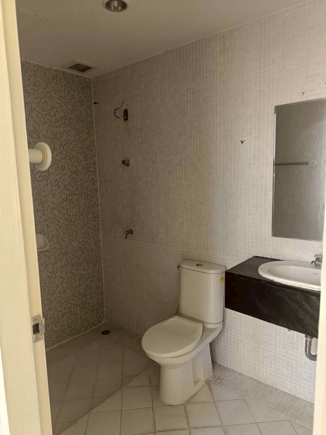 MH23 🏡 For Rent — Townhome on Chalerm Phra Kiat Road