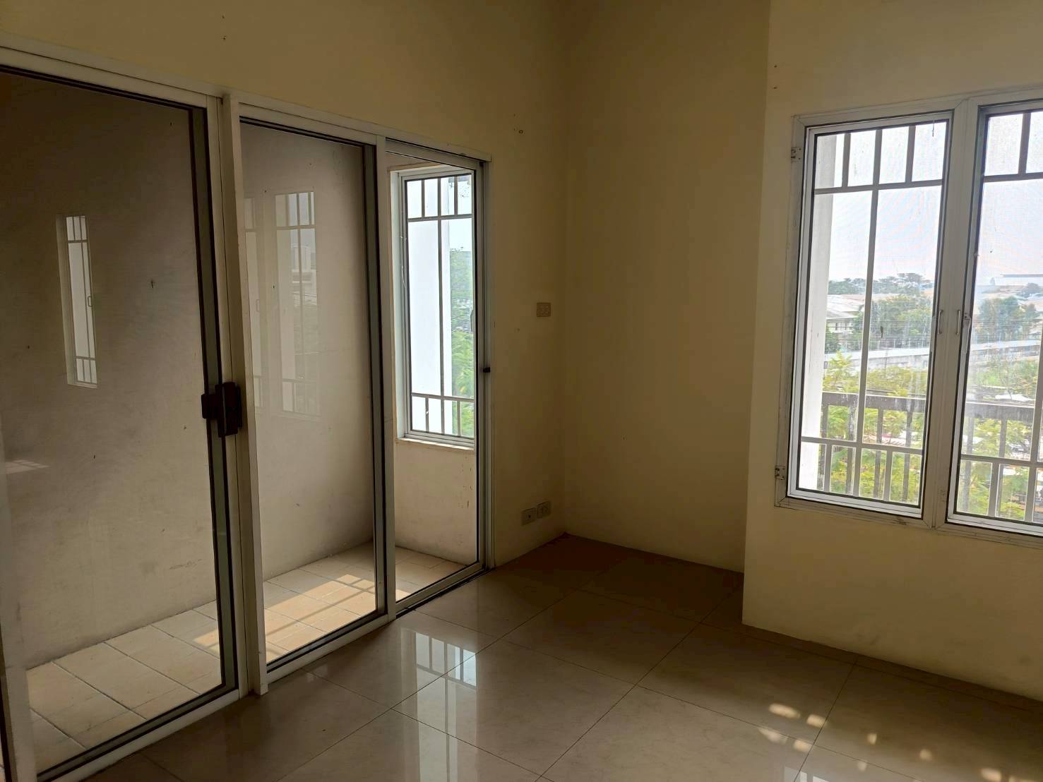 MH23 🏡 For Rent — Townhome on Chalerm Phra Kiat Road