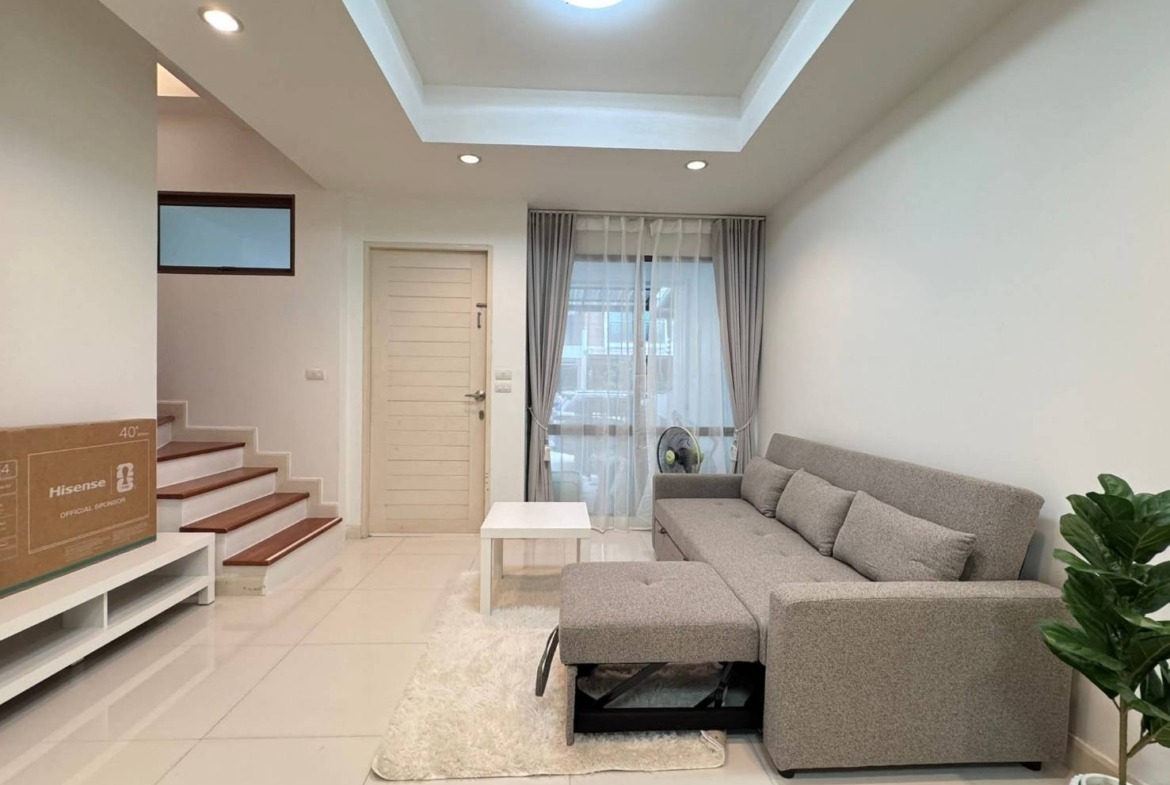 MH65  🏡 For Rent — Home Office near BTS Bang Chak Station