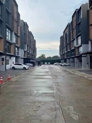 MH102 🏡 For Rent — Townhome in Sukumvit 77 (On Nut)