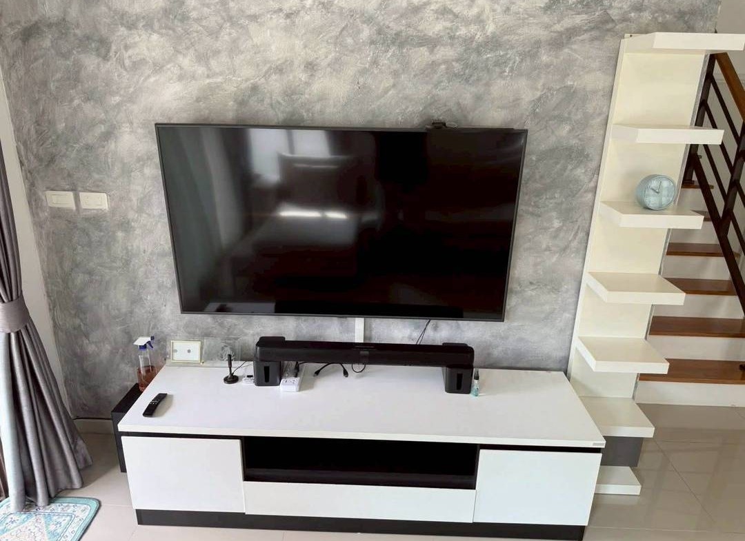MHA108 🏡 For Rent — Townhome Soi Phatthanakan 38