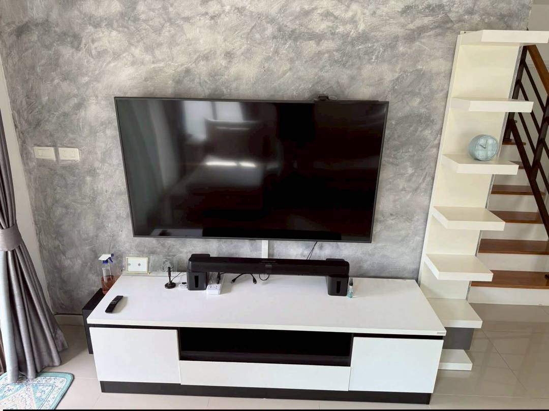 MHA108 🏡 For Rent — Townhome Soi Phatthanakan 38