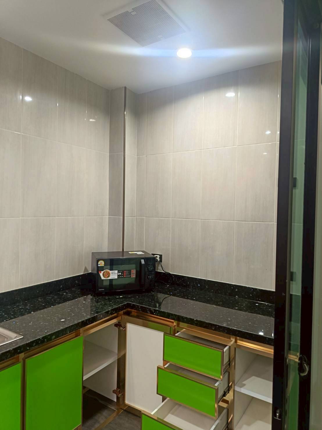 MH22 🏡 For Rent — Townhome on Udomsuk 39