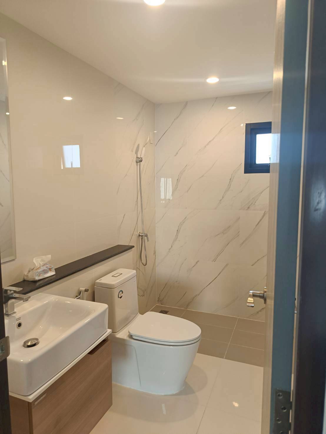 MH22 🏡 For Rent — Townhome on Udomsuk 39