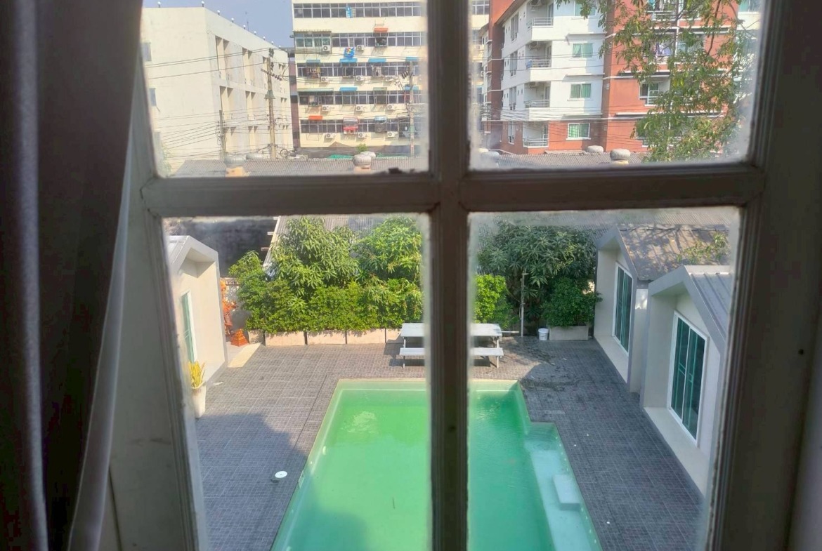 MH14 🏡 For Rent — Townhome with Pool Villa, Srinakarin 24