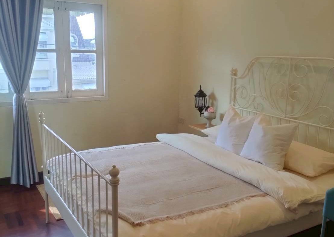 MH14 🏡 For Rent — Townhome with Pool Villa, Srinakarin 24