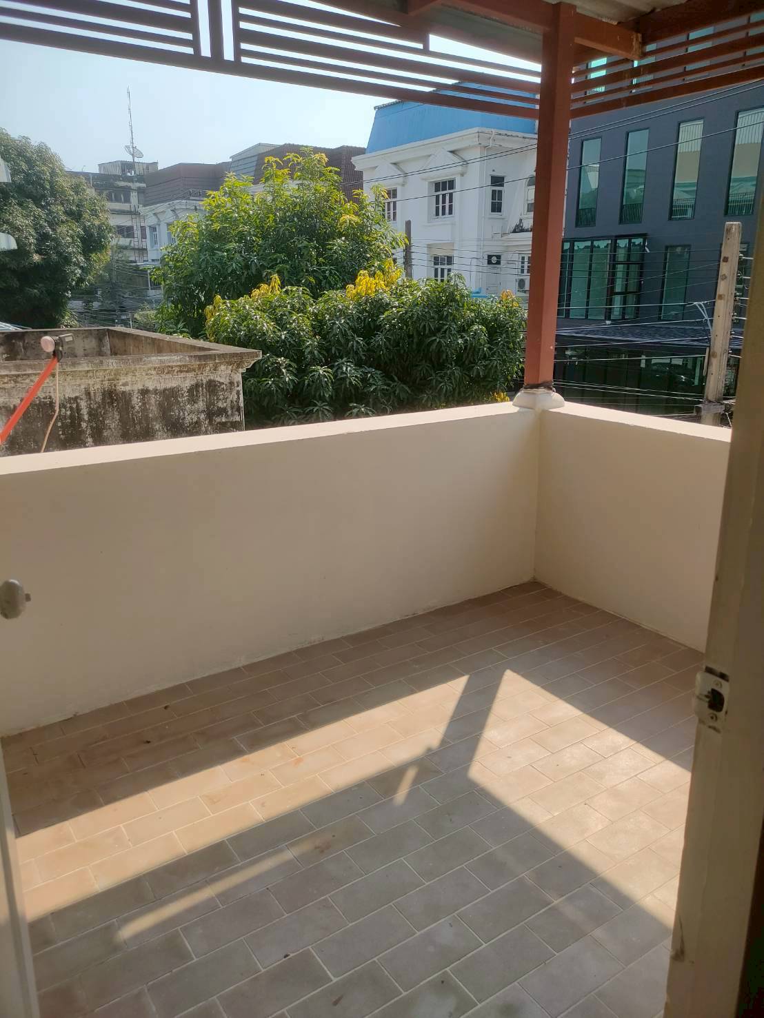 MH14 🏡 For Rent — Townhome with Pool Villa, Srinakarin 24