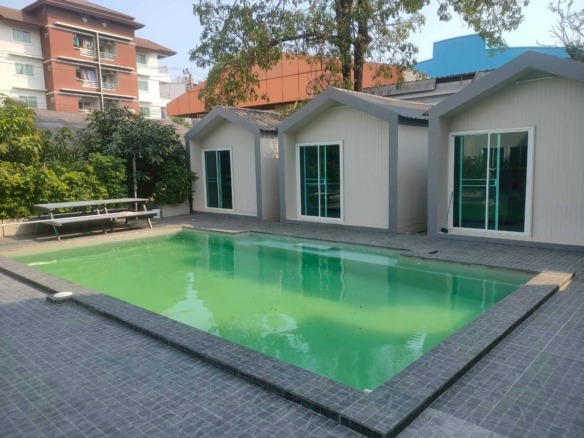 MH13  🏡 For Rent — Room Pool Villa in Srinakarin Soi 24