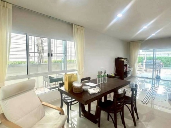 MHA105 🏡 For Rent — Townhome in Sukumvit 77 (On Nut)