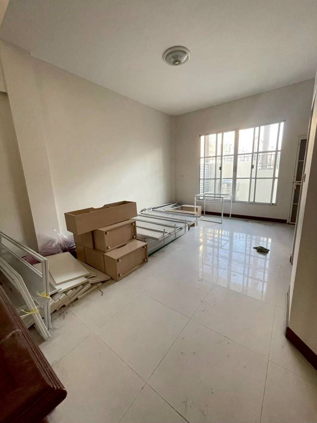 MH106 🏡 For Rent — Home Office in Muang Klang Village