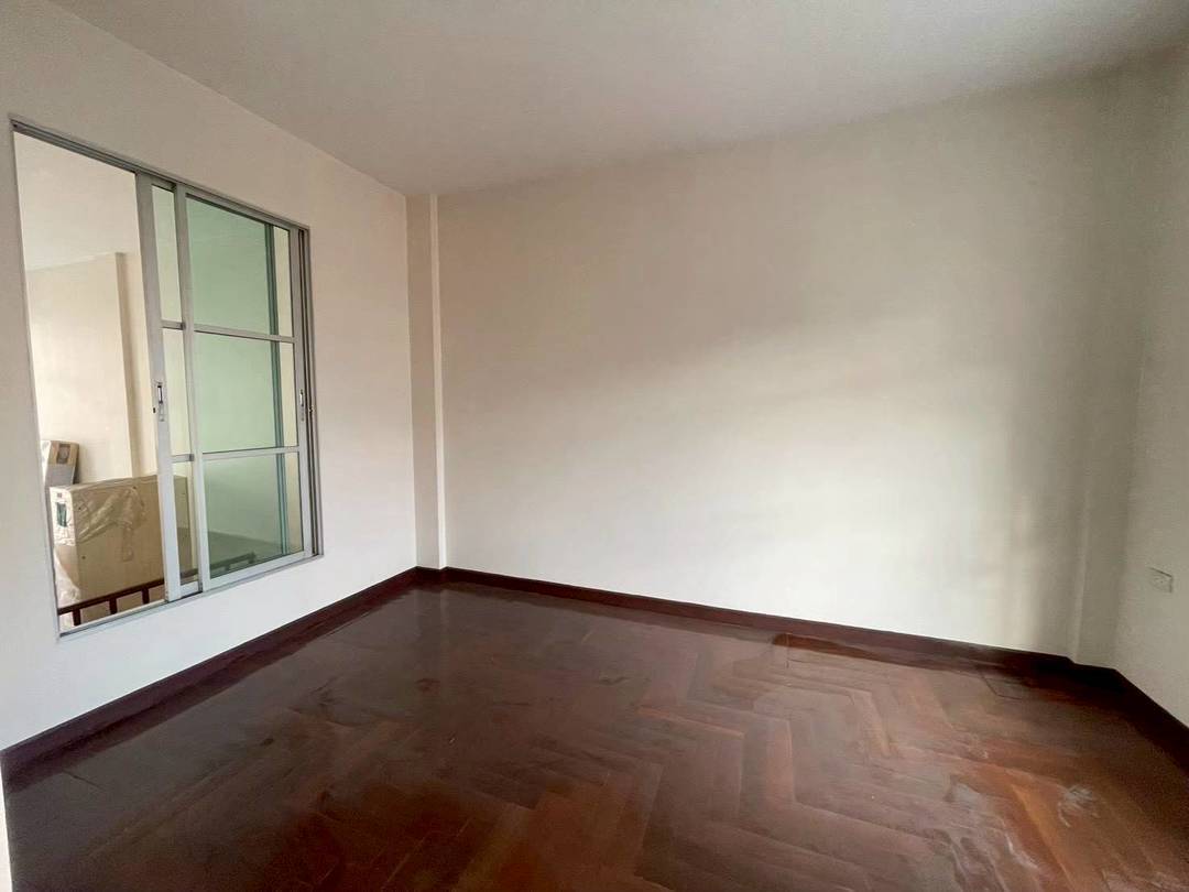 MH106 🏡 For Rent — Home Office in Muang Klang Village
