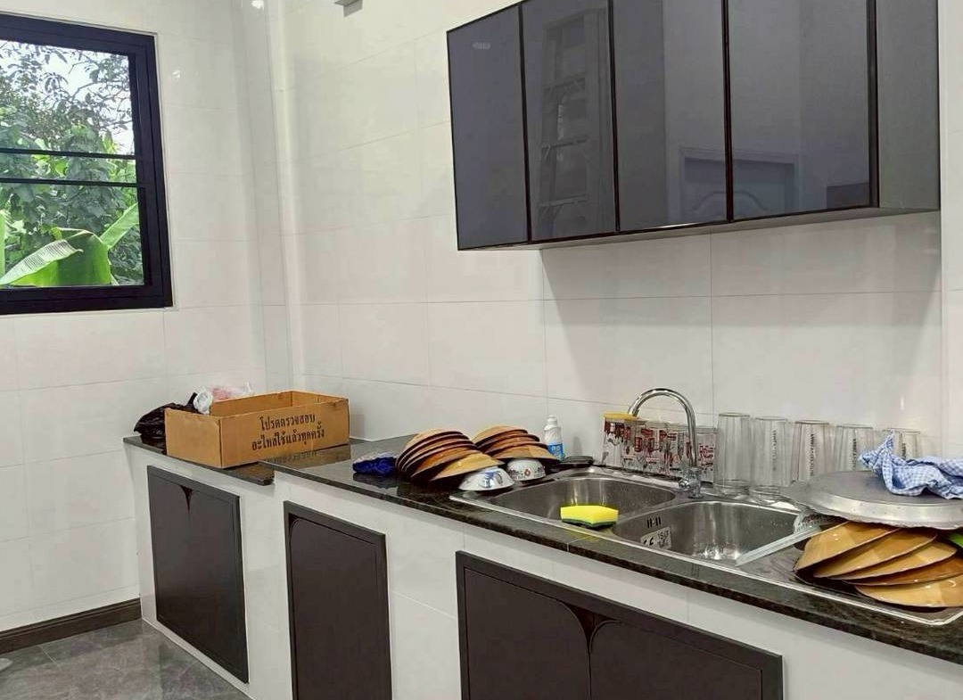 MH113 🏡 For Rent — Home Office near the MRT Yellow Line, Srinakarin