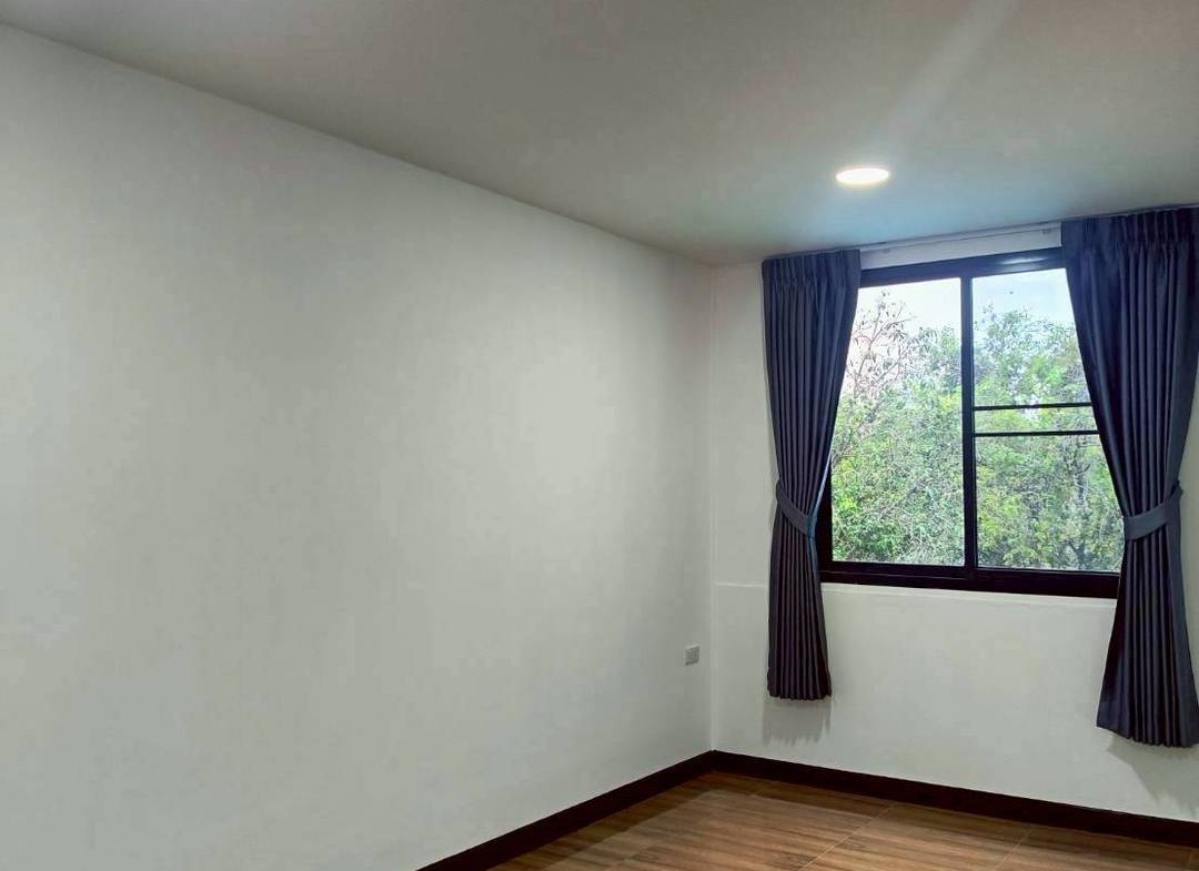 MH113 🏡 For Rent — Home Office near the MRT Yellow Line, Srinakarin
