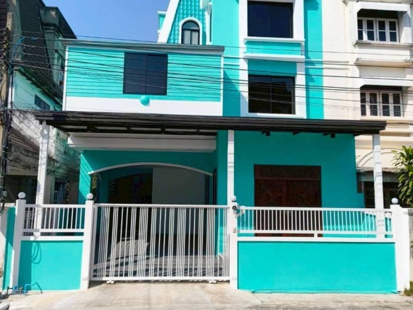 MH113 🏡 For Rent — Home Office near the MRT Yellow Line, Srinakarin