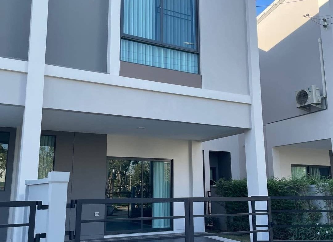 NP297 🏡 For Rent — Townhome/ House  near Mega Bangna