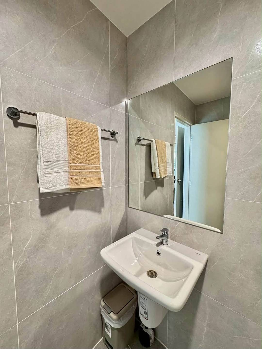 NP293 🏡 For Rent — Townhome/ House  near Mega Bangna